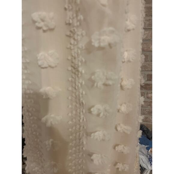 Elegant Cream Mini Dress - Picture 2 of 6